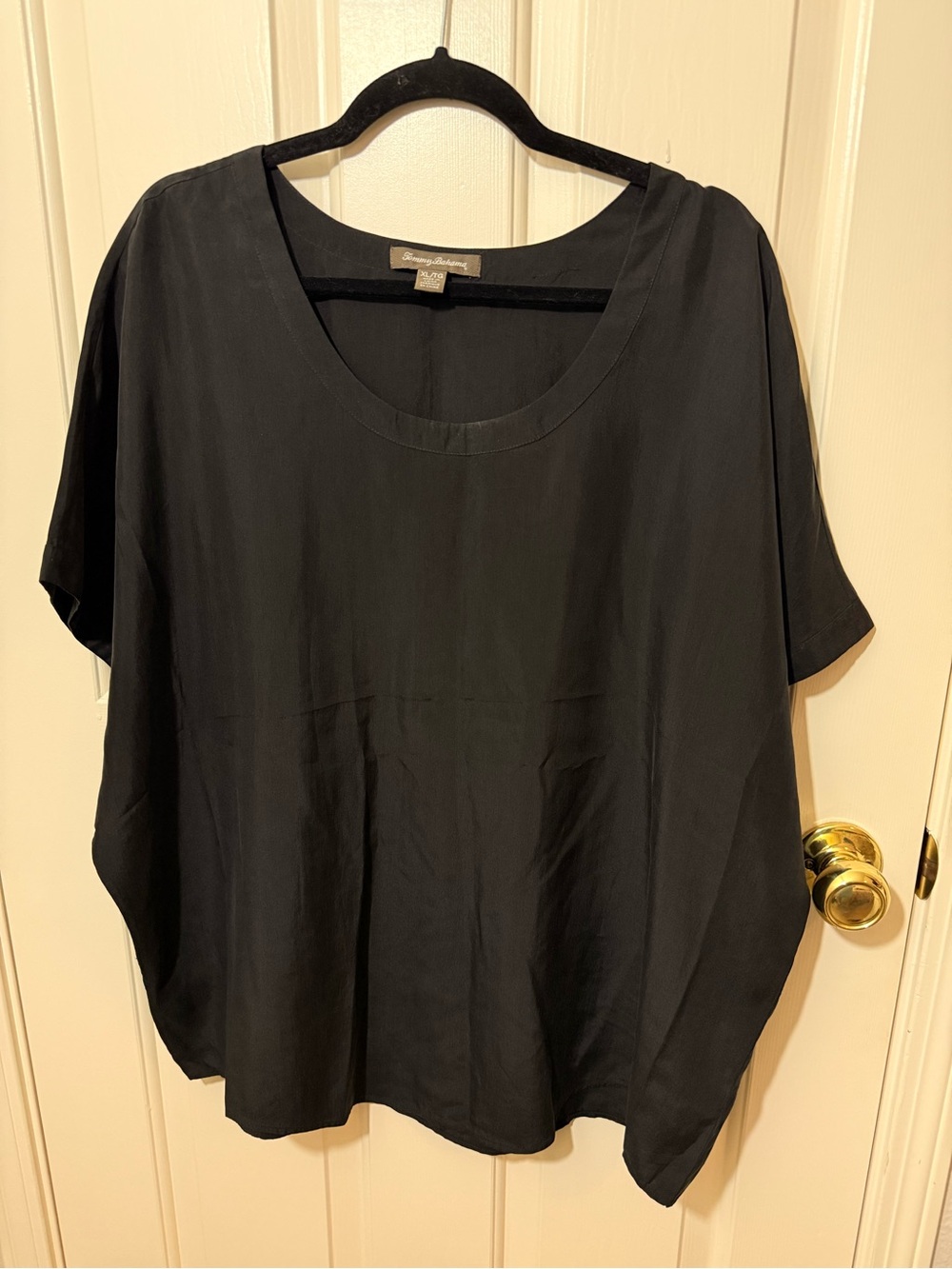 Tommy Bahama Black Short Sleeve Scoop Neck Tunic